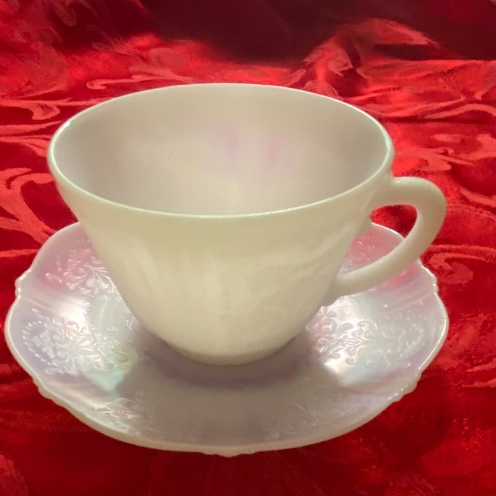 AMERICAN SWEETHEART DEPRESSION VINTAGE WHITE CUP AND SAUCER SET